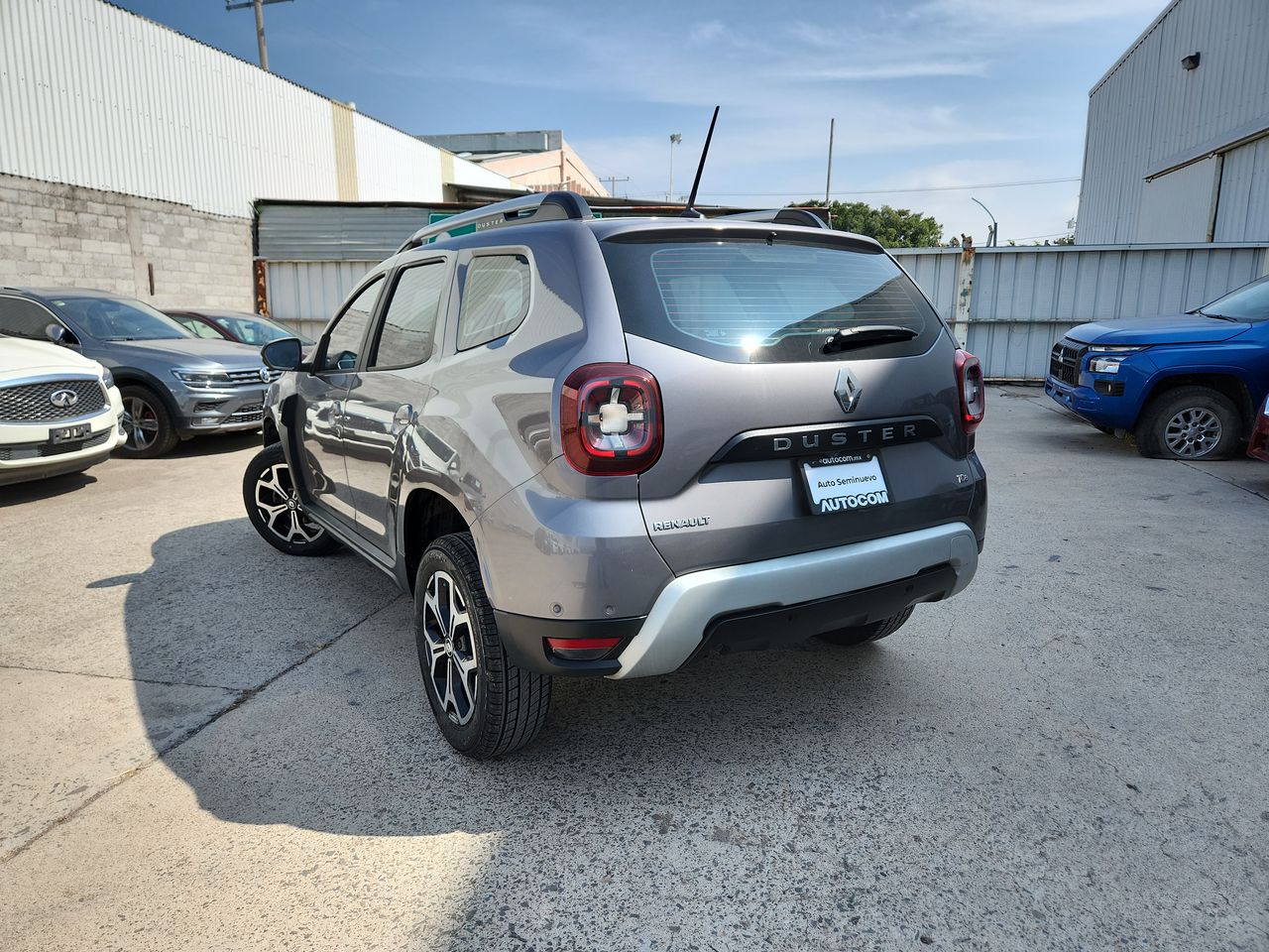 2023 RENAULT DUSTER ICONIC CVT