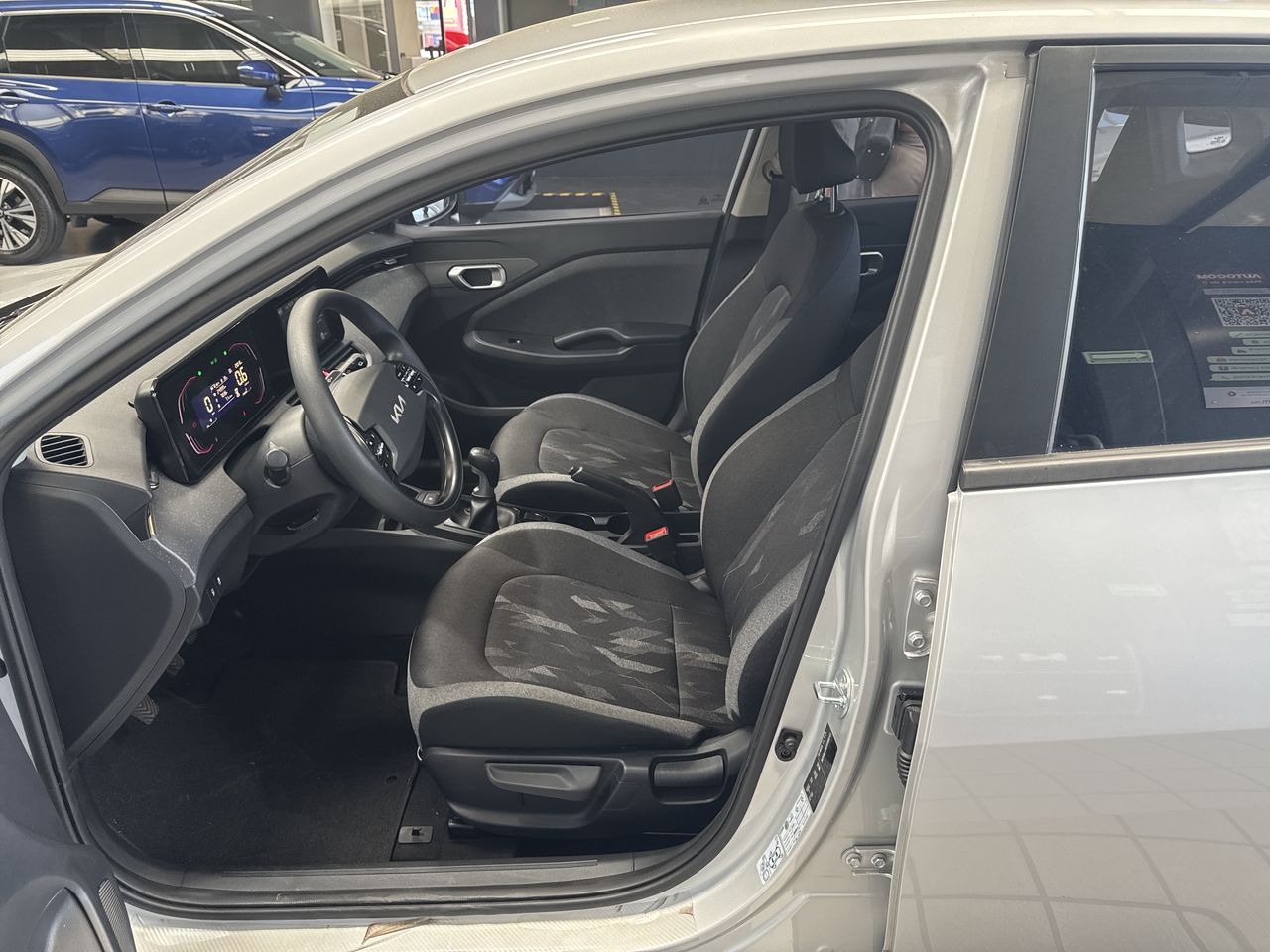 2025 Kia K3 LX MT