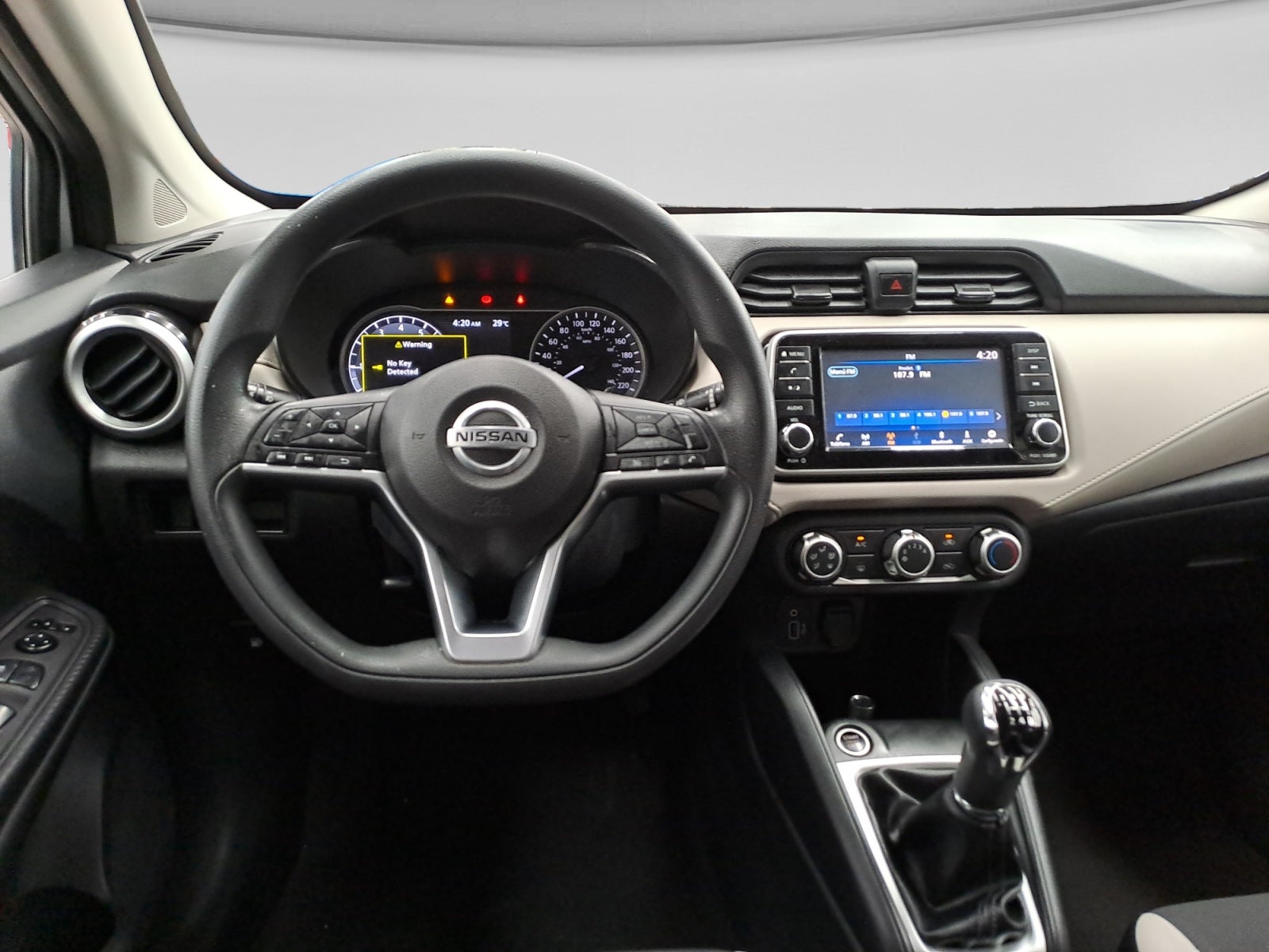 2021 Nissan VERSA ADVANCE MT 21
