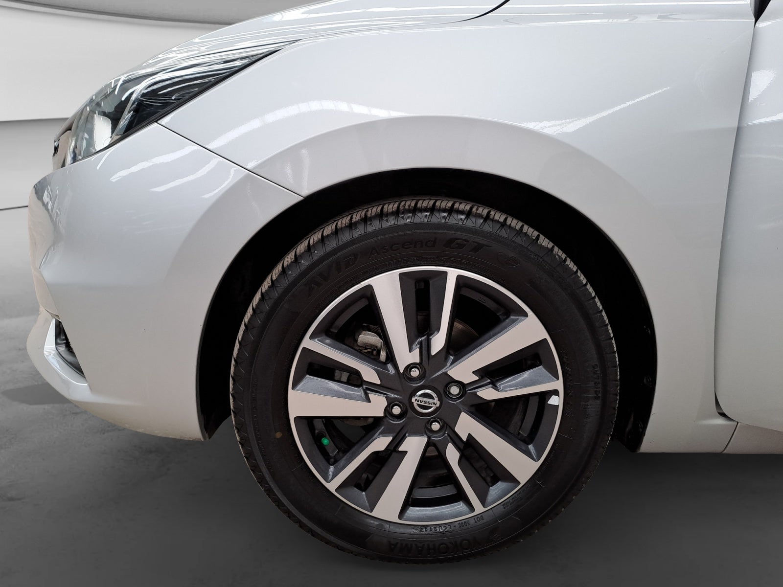 2021 Nissan VERSA ADVANCE MT 21