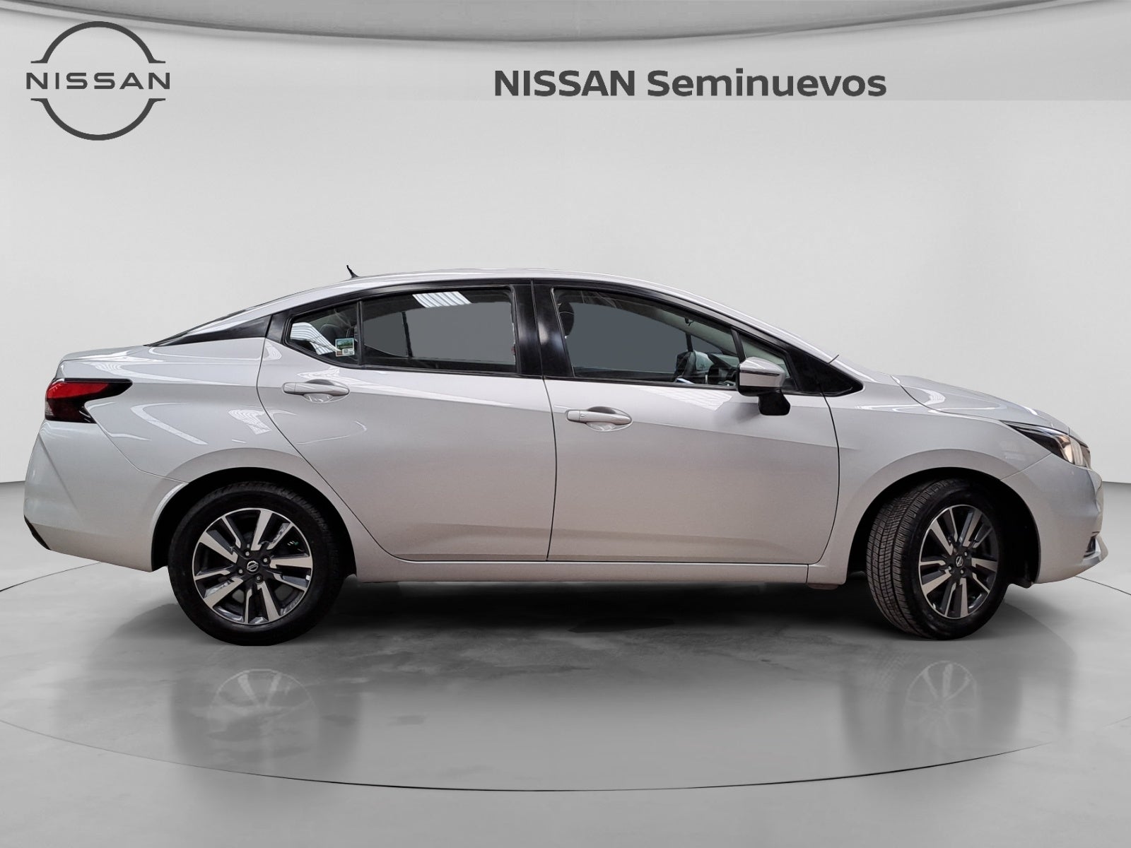 2021 Nissan VERSA ADVANCE MT 21
