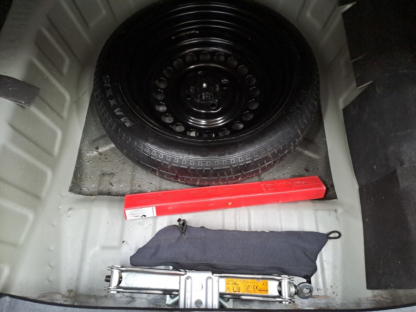 2021 Nissan VERSA ADVANCE MT 21
