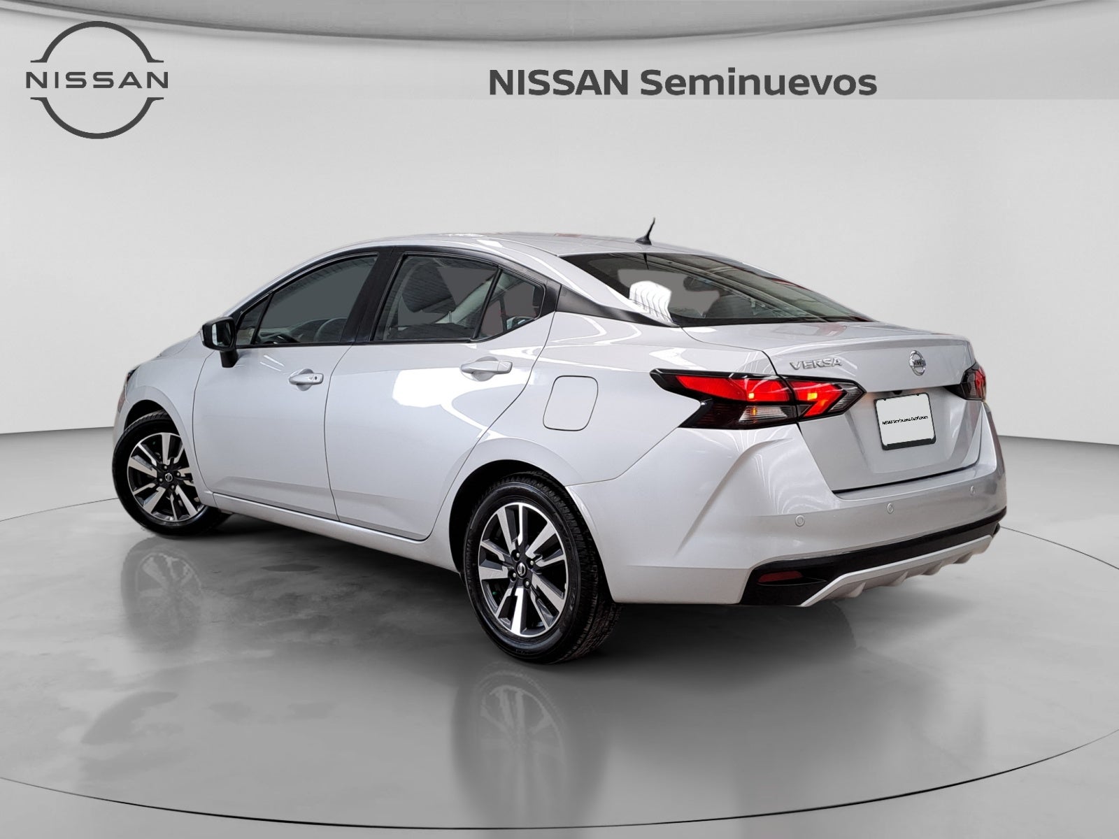 2021 Nissan VERSA ADVANCE MT 21
