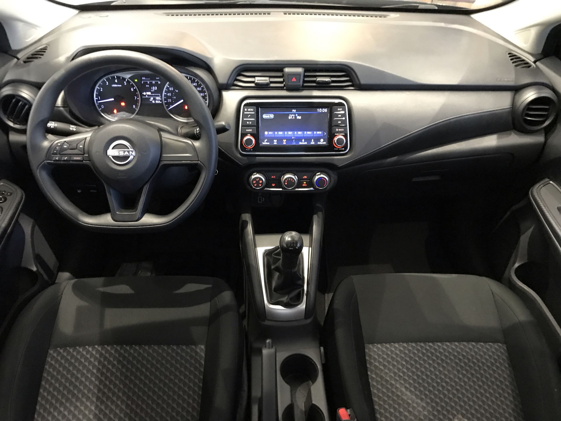 2024 Nissan VERSA SENSE MT 24