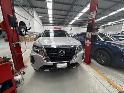 2021 Nissan FRONTIER LE TA 21