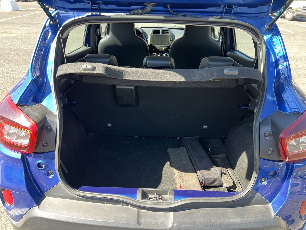 2024 RENAULT KWID OUTSIDER