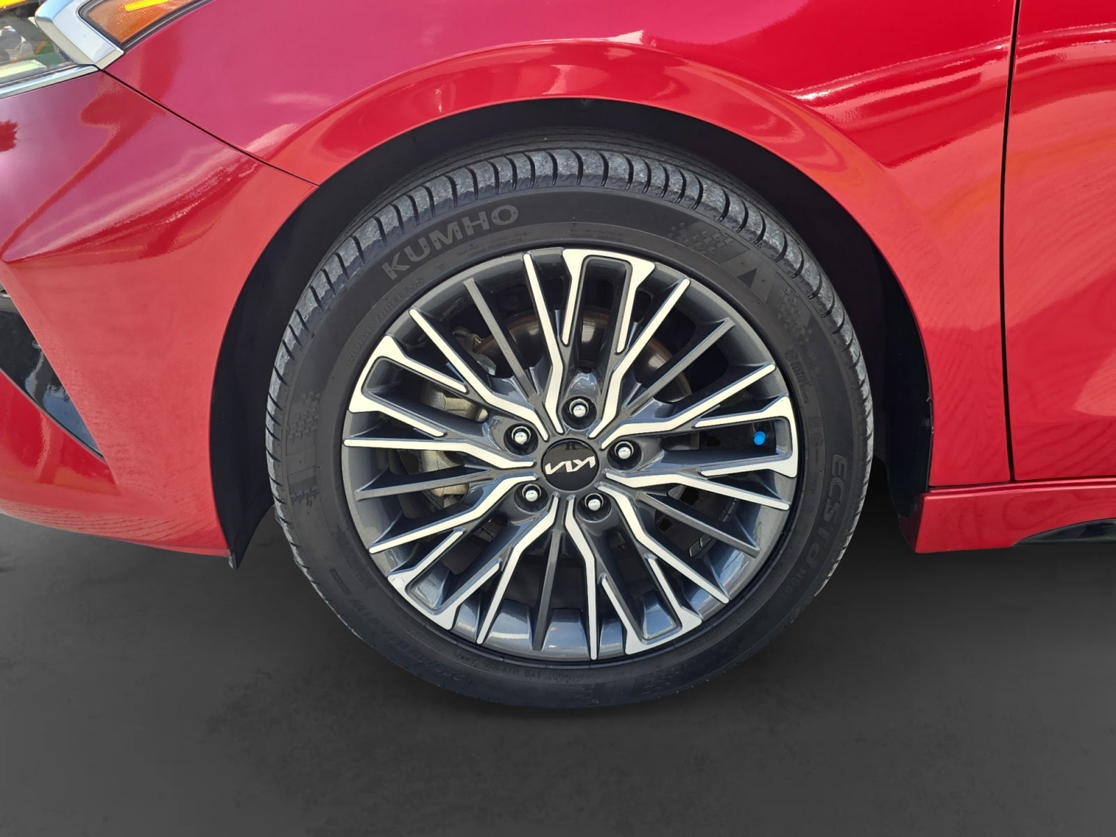 2023 Kia FORTE GT LINE
