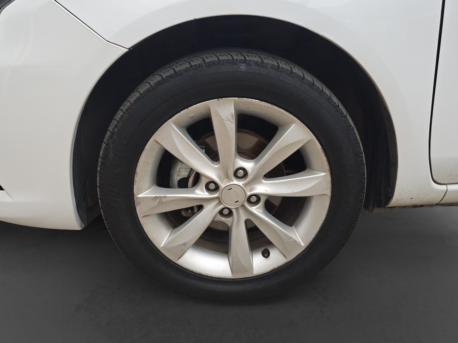 2018 Nissan VERSA ADVANCE AT AC