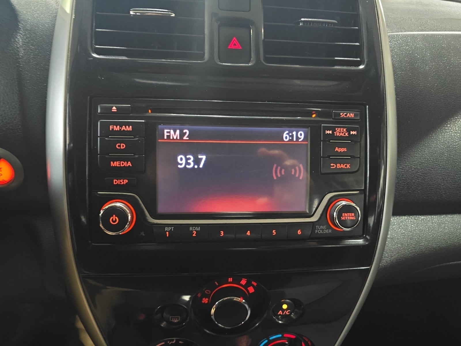 2018 Nissan VERSA ADVANCE AT AC