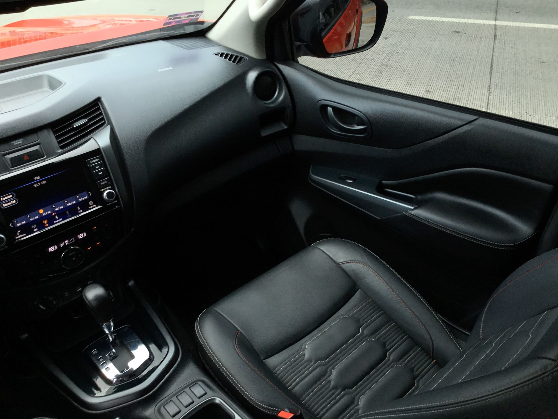 2025 Nissan FRONTIER PRO-4X 4X4 TA 25