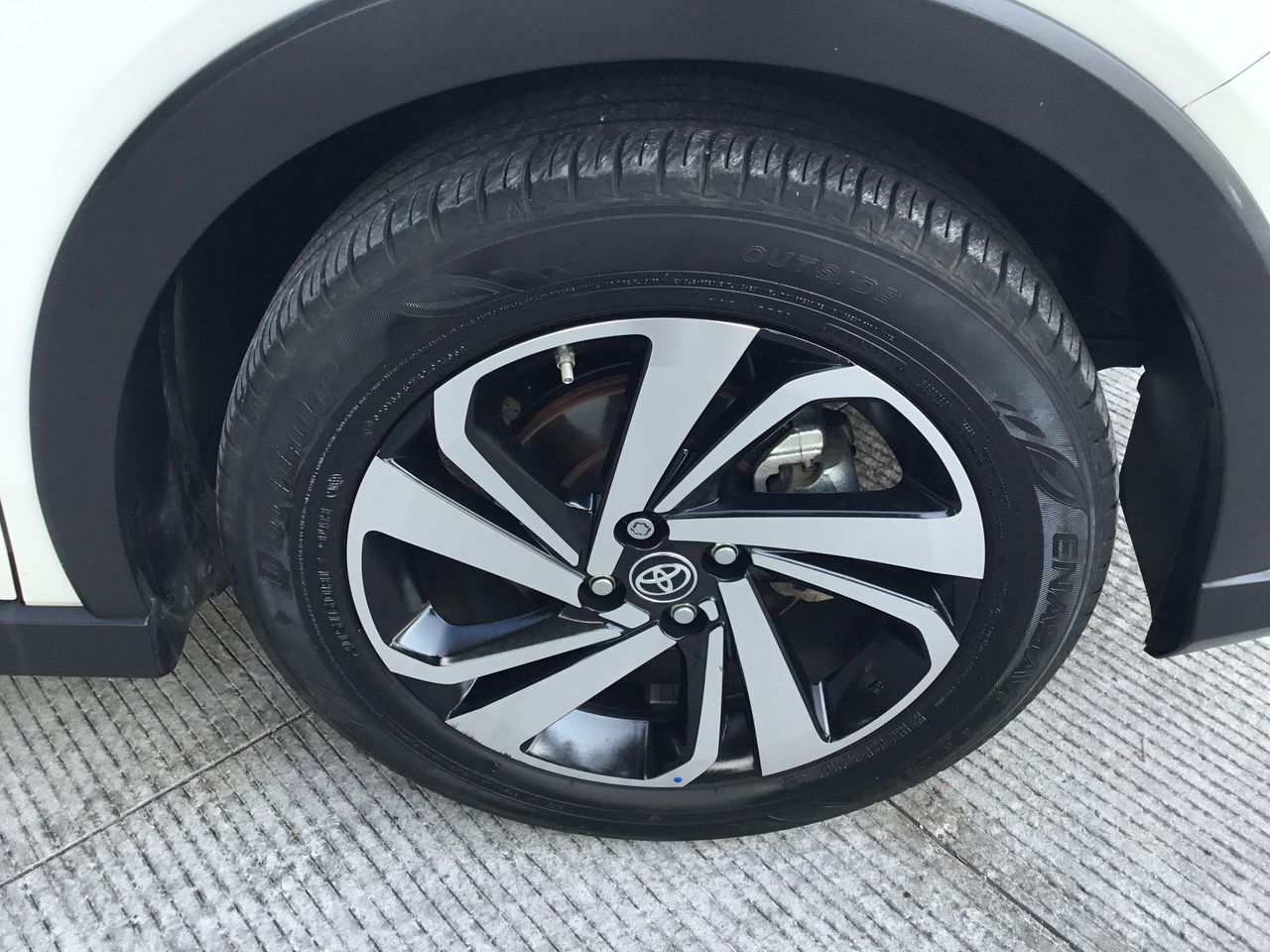 2024 Toyota RAIZE XLE CVT