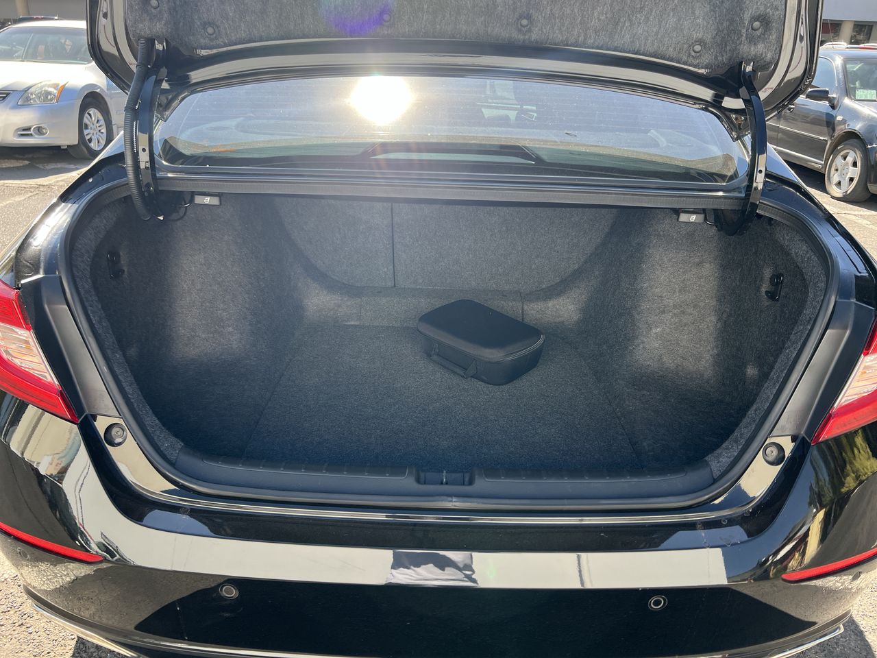 2022 Honda ACCORD TOURING