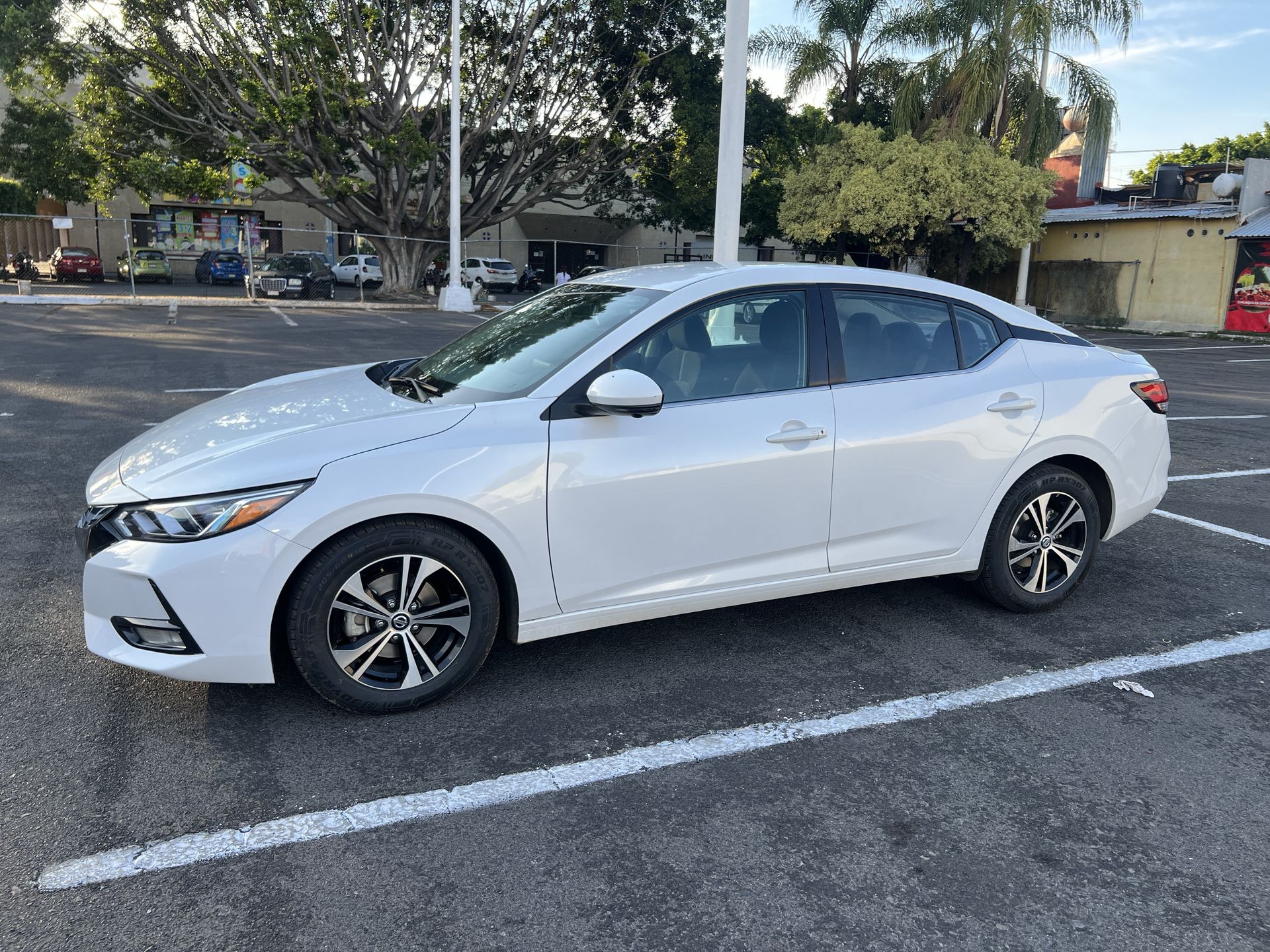 2023 Nissan SENTRA ADVANCE CVT 22