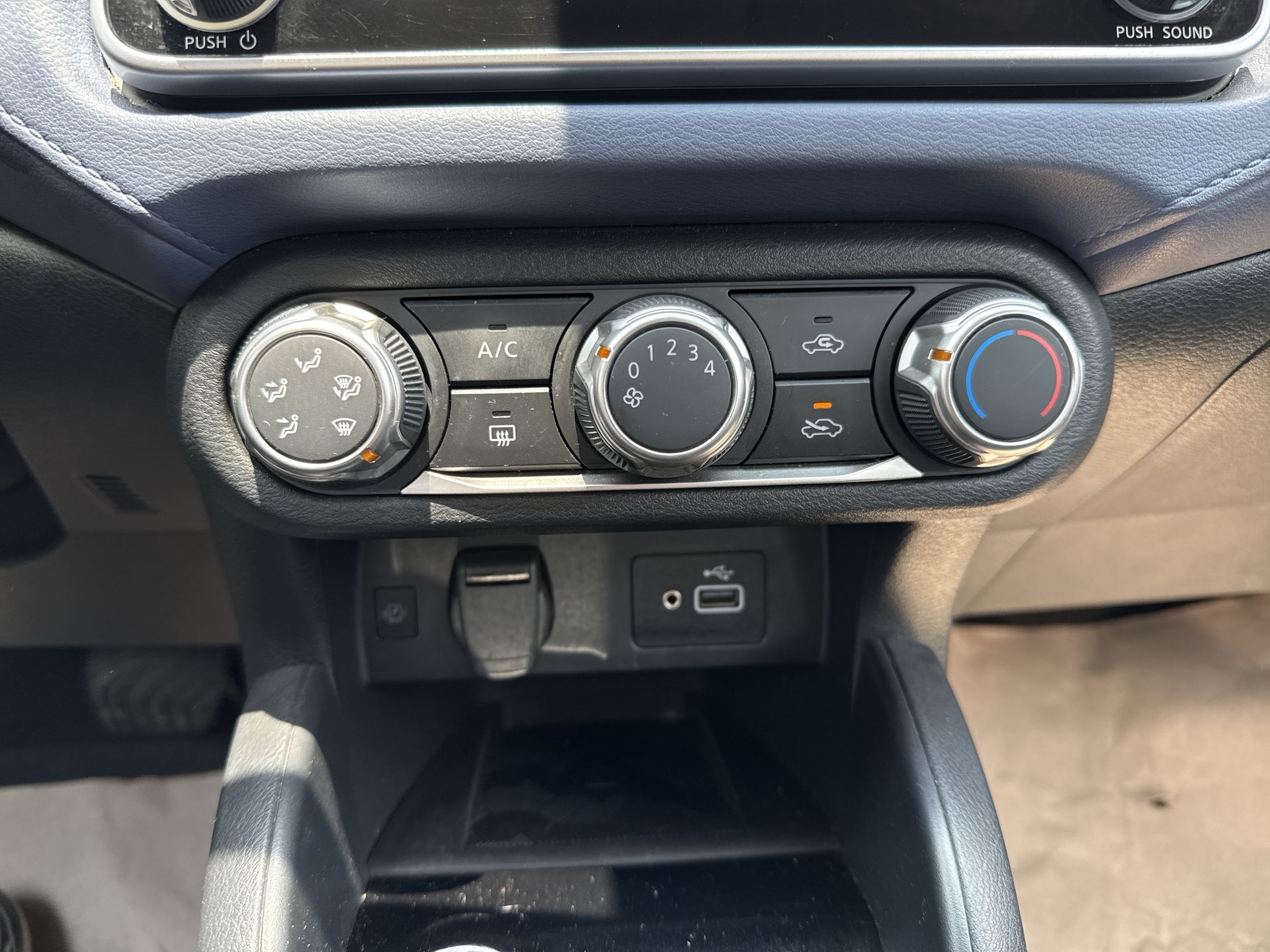 2024 Nissan VERSA ADVANCE CVT 24
