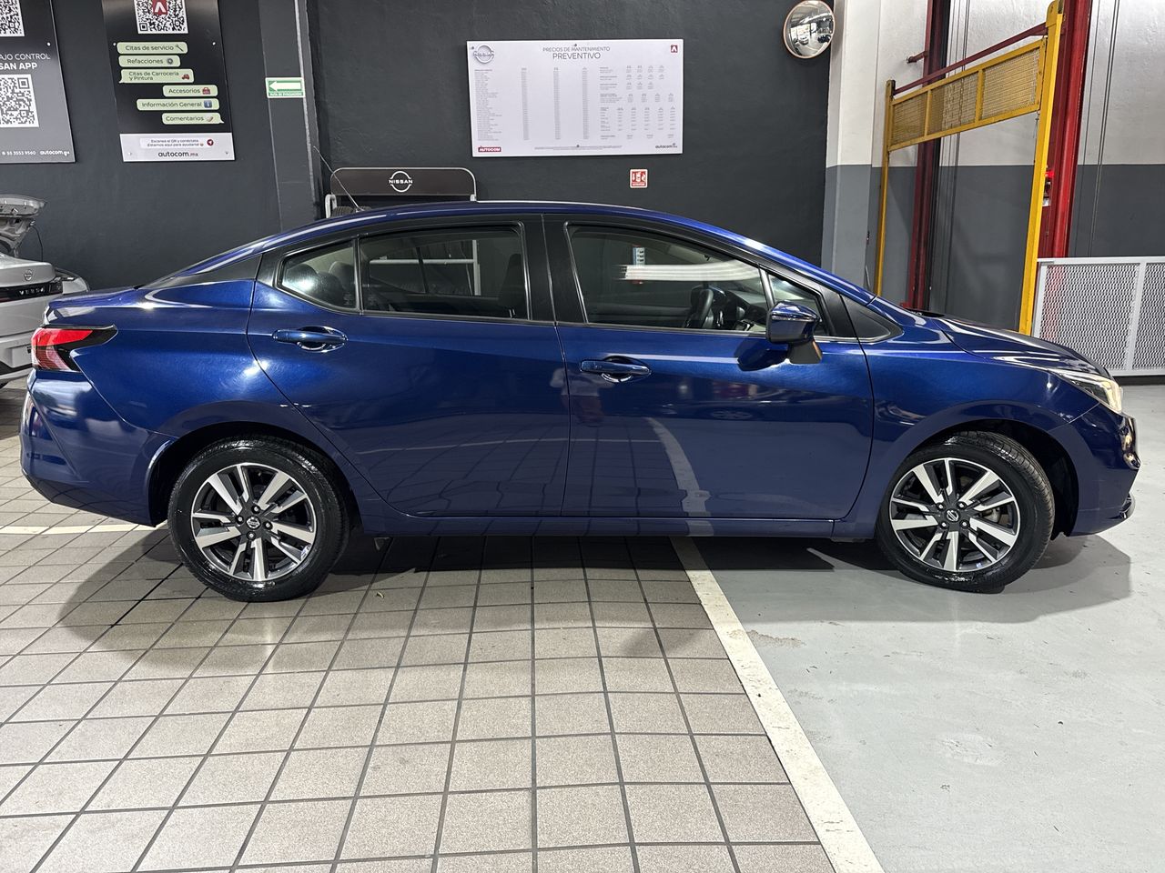 2021 Nissan VERSA ADVANCE CVT 21
