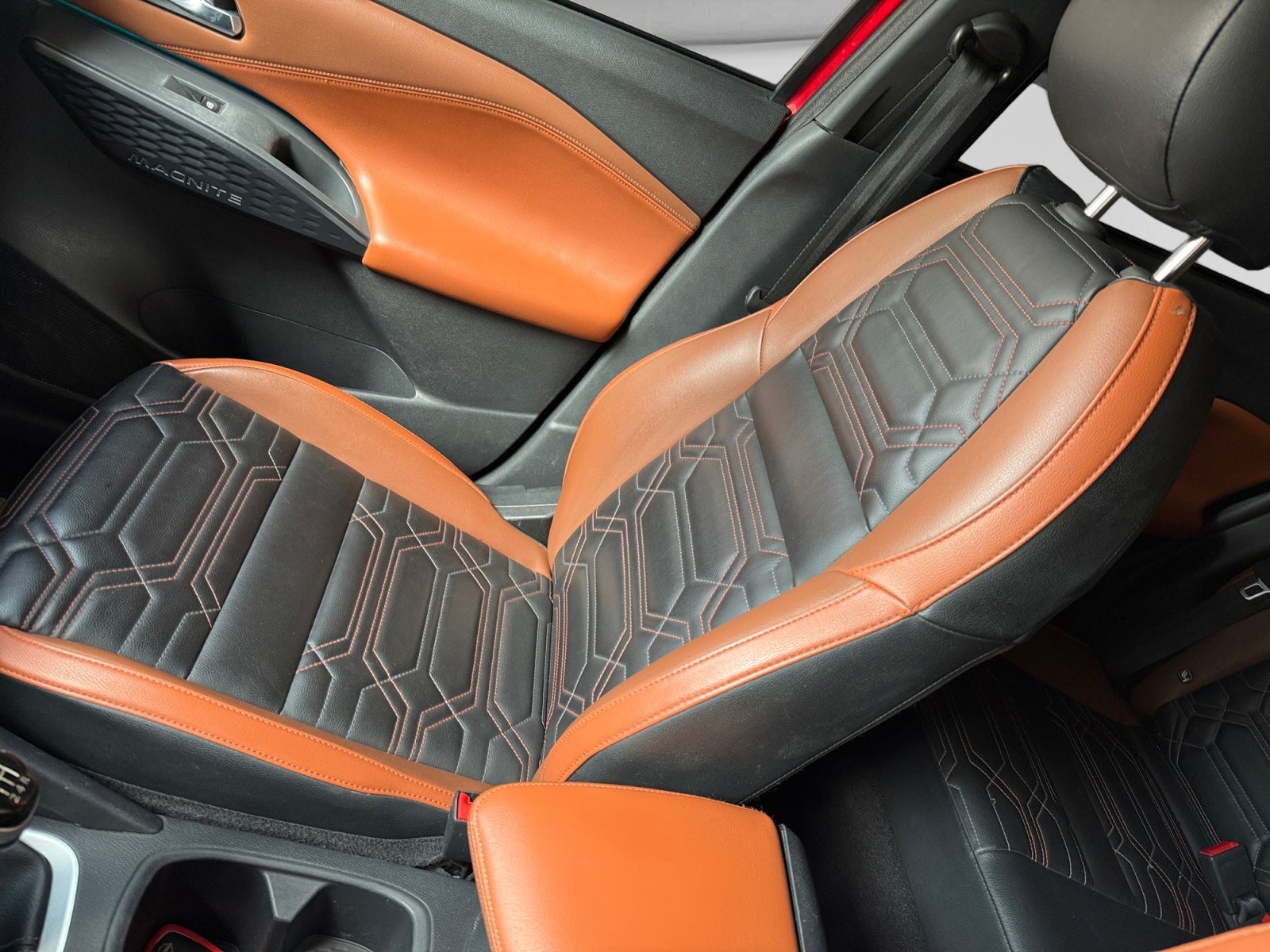 2025 Nissan MAGNITE EXCLUSIVE 1.0 LTS MT 25