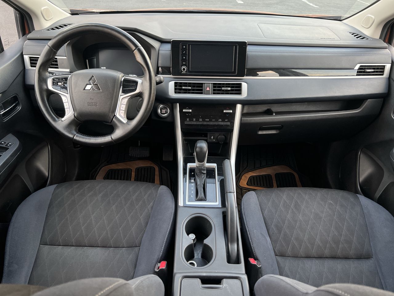 2024 Mitsubishi XPANDER CROSS