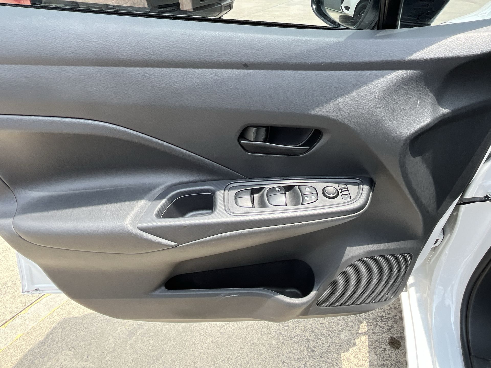 2023 Nissan VERSA SENSE CVT 23