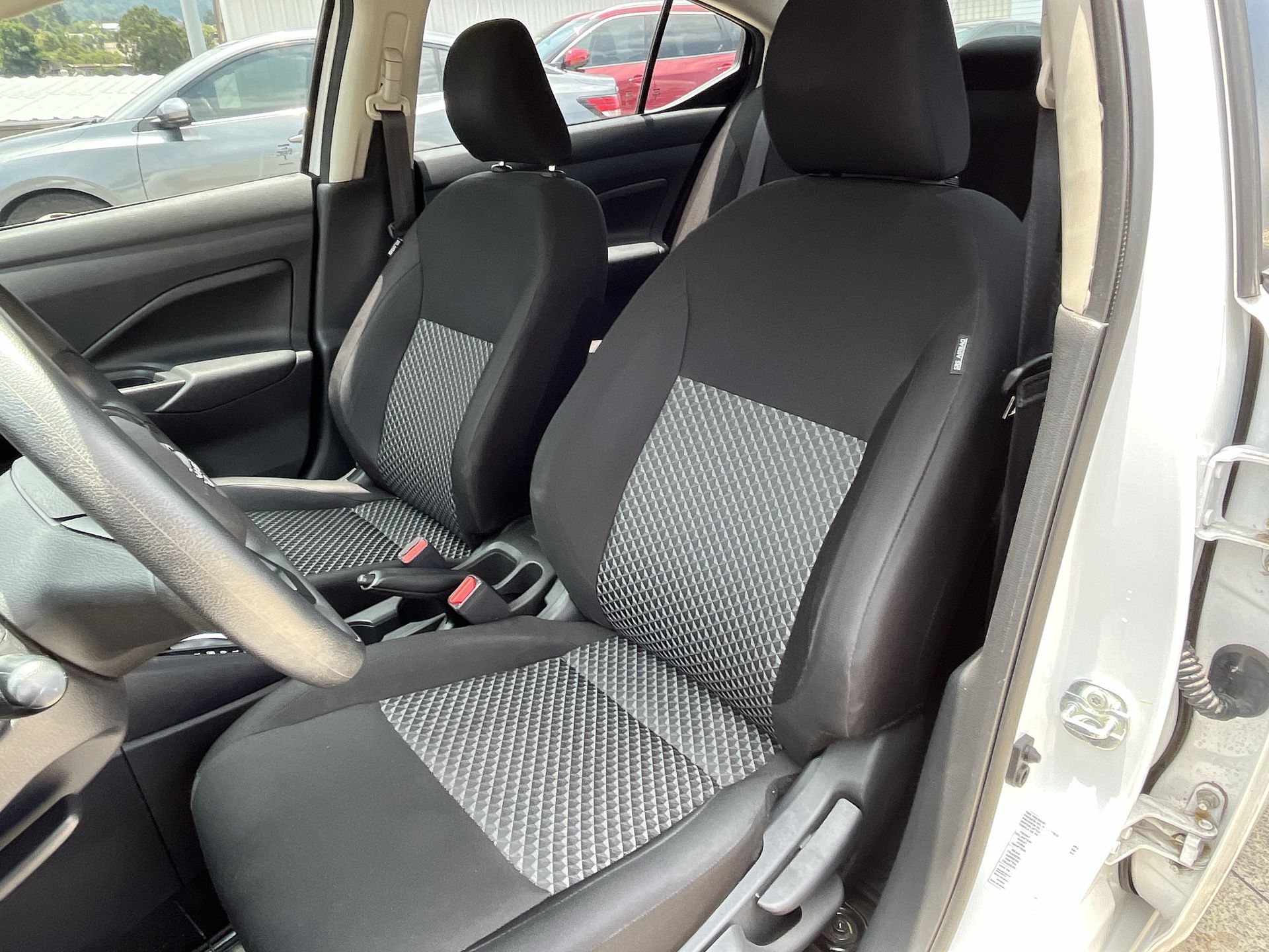 2023 Nissan VERSA SENSE CVT 23