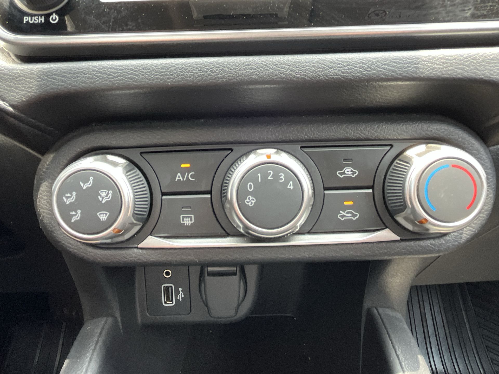 2023 Nissan VERSA SENSE CVT 23