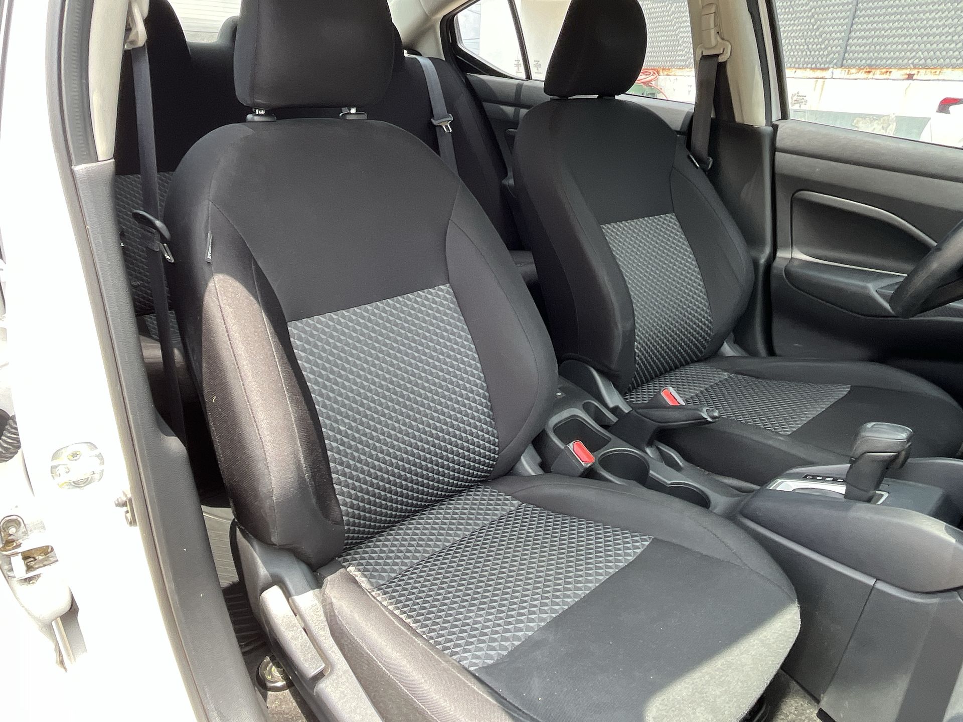 2023 Nissan VERSA SENSE CVT 23