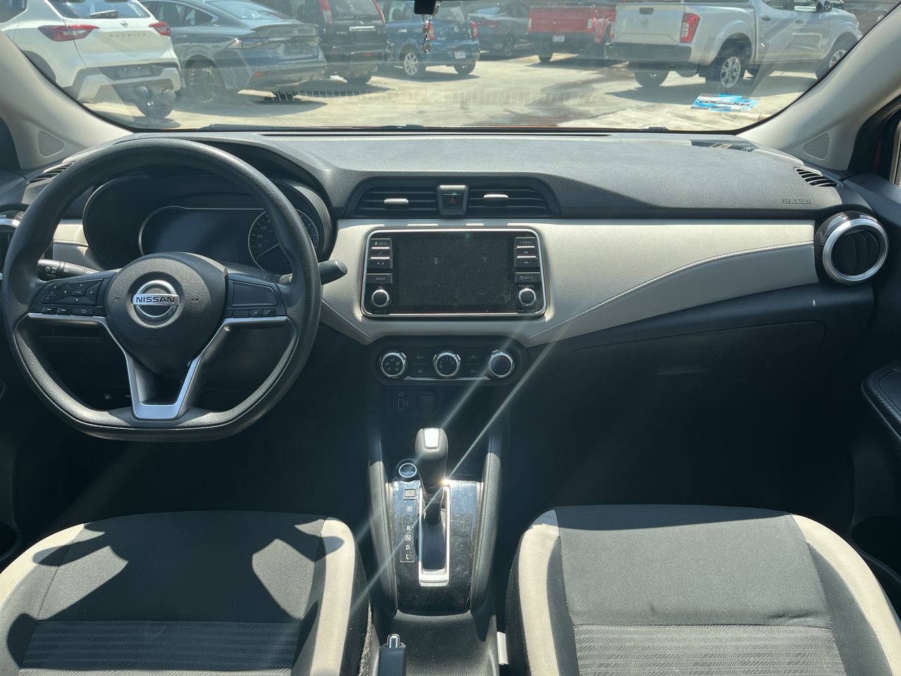 2020 Nissan VERSA ADVANCE CVT
