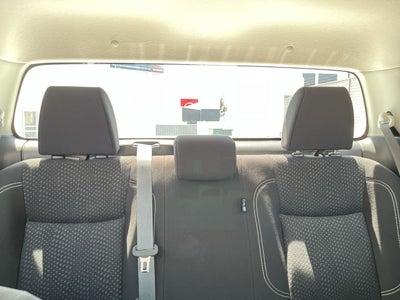 2020 Nissan FRONTIER DOBLE CABINA SE TM AC PAQ SEG 6VEL