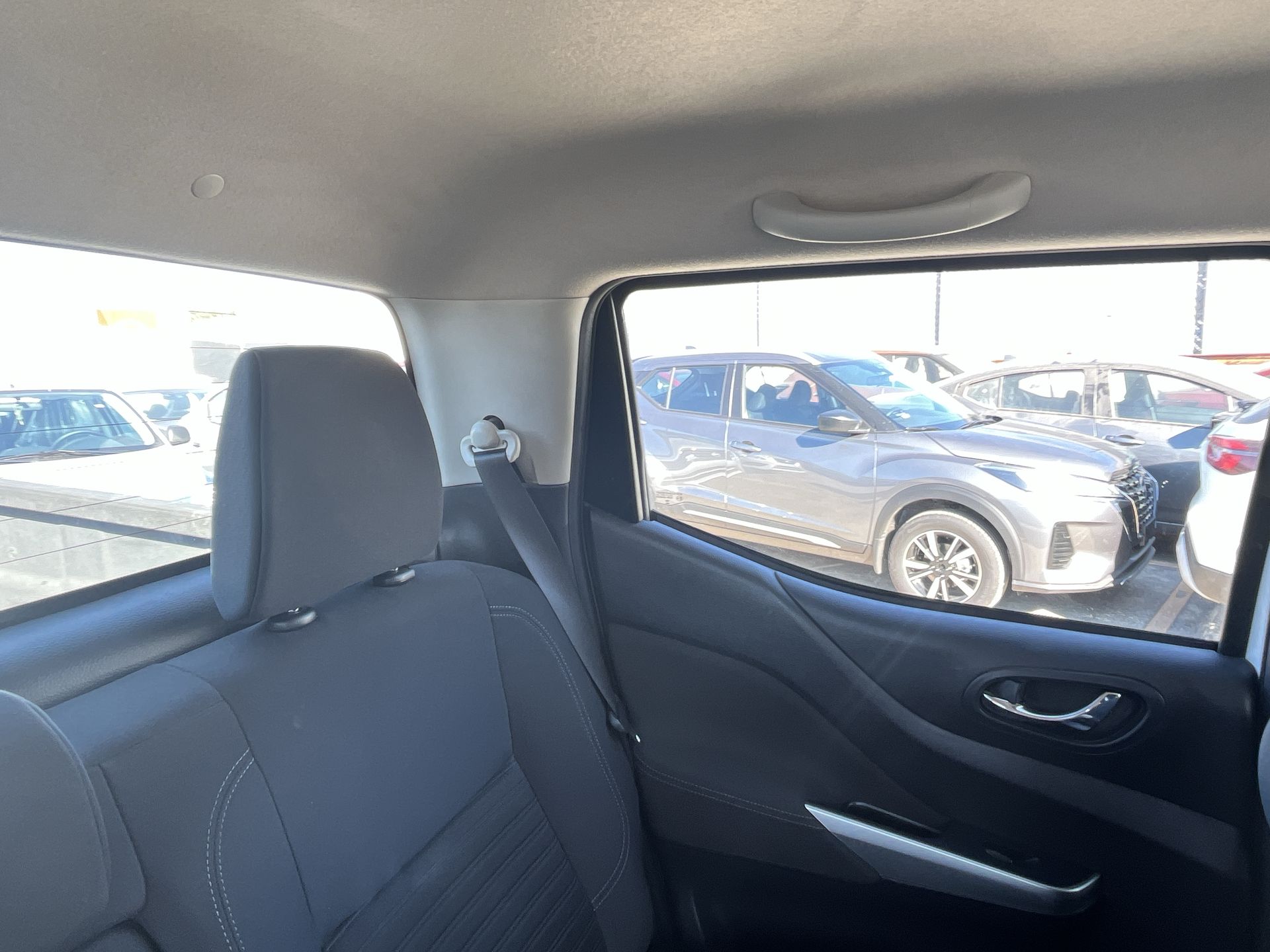 2023 Nissan FRONTIER LE TM 23