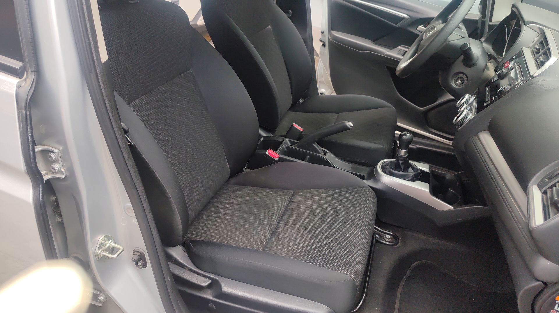 2015 Honda FIT 1.5 COOL MT