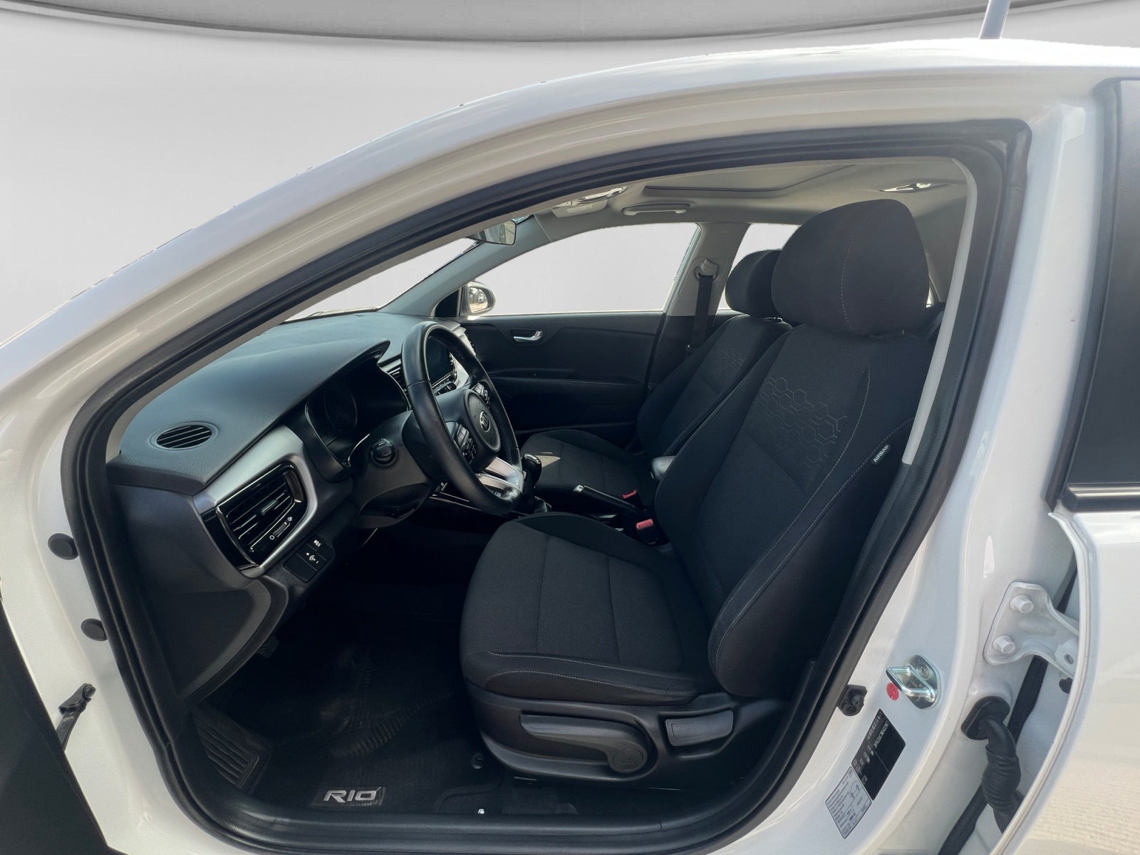 2021 Kia RIO EX TM