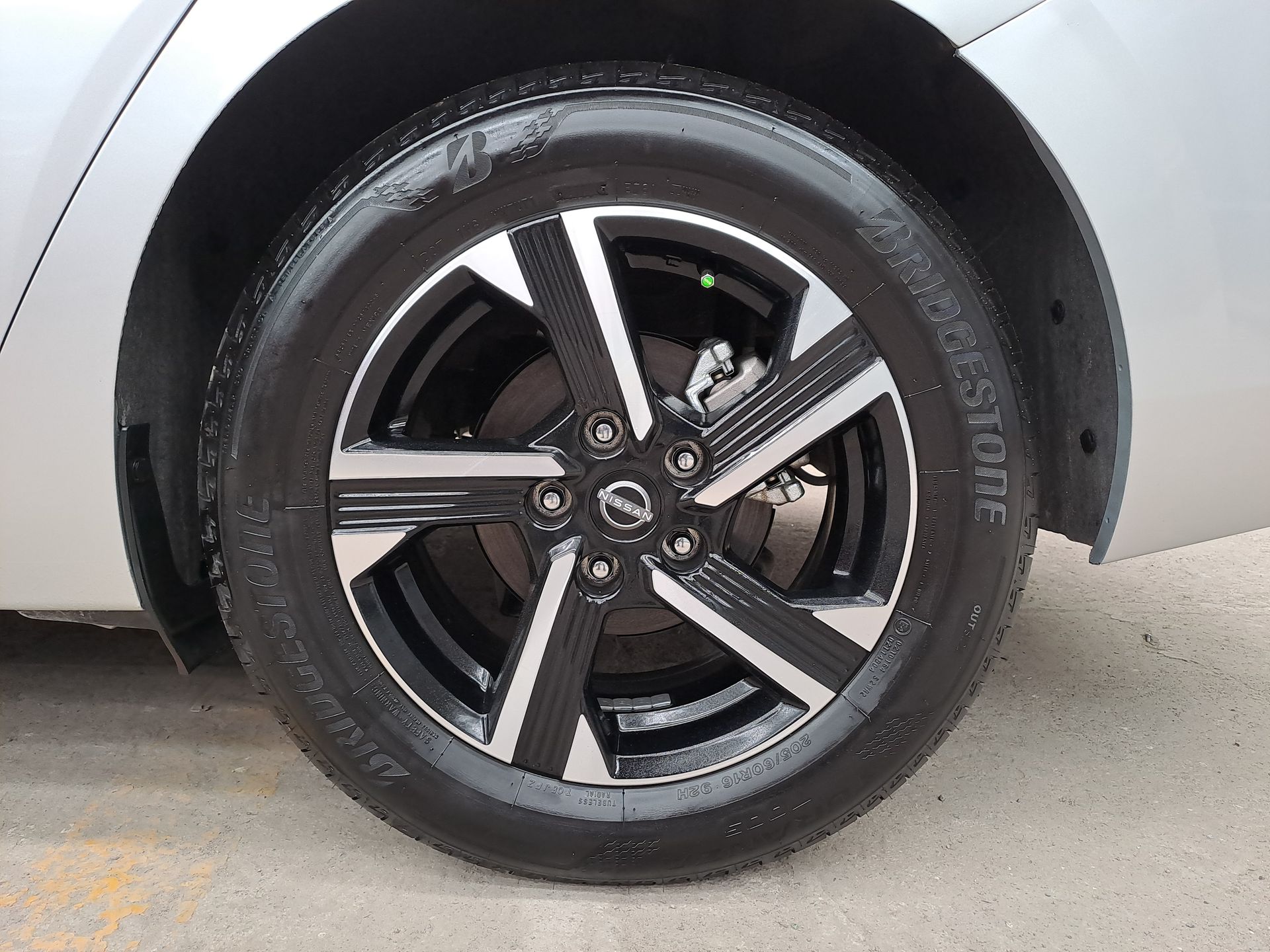 2024 Nissan SENTRA ADVANCE CVT 24