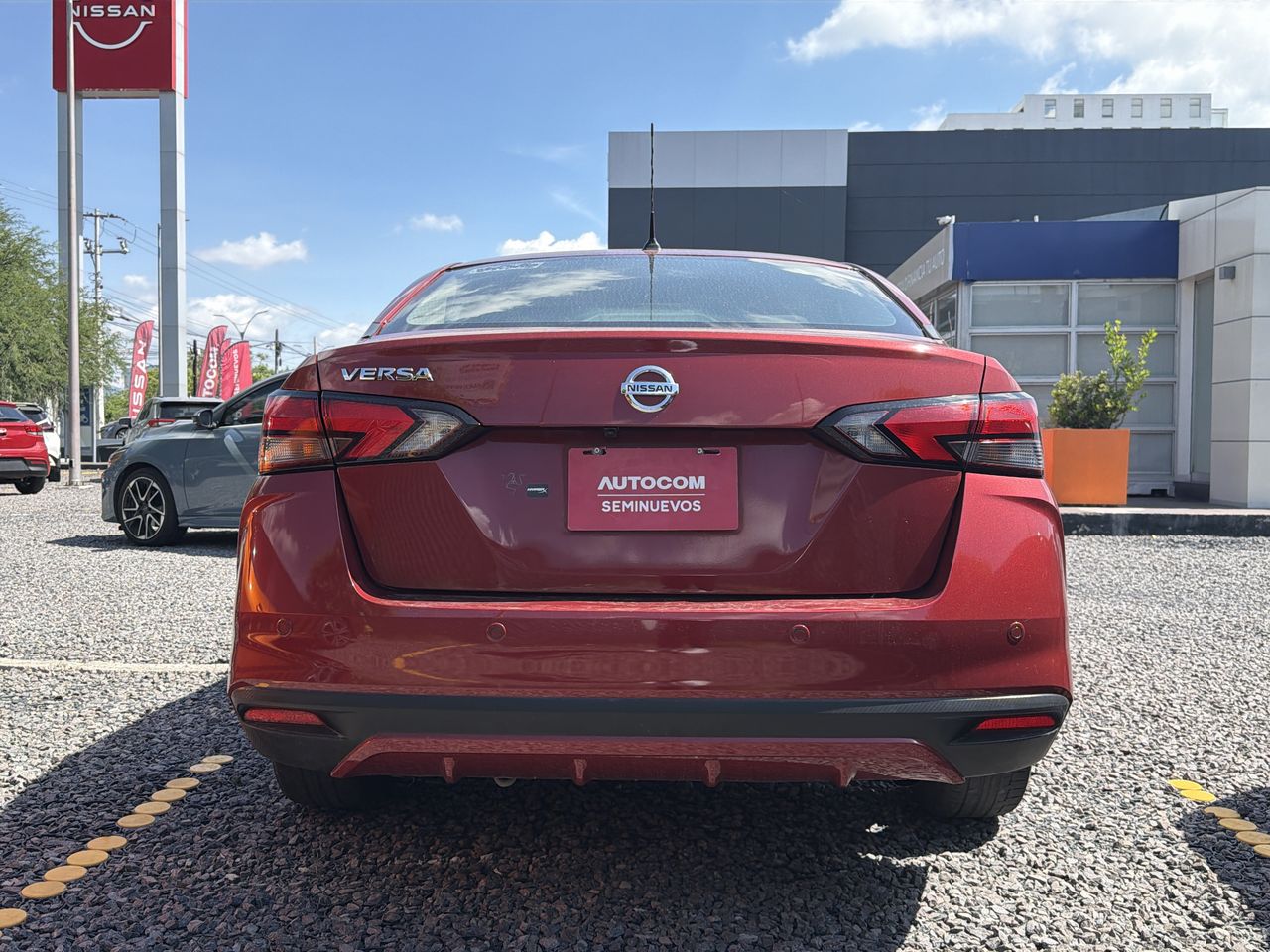 2021 Nissan VERSA ADVANCE MT 21
