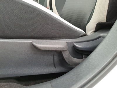 2022 Nissan VERSA ADVANCE MT 22