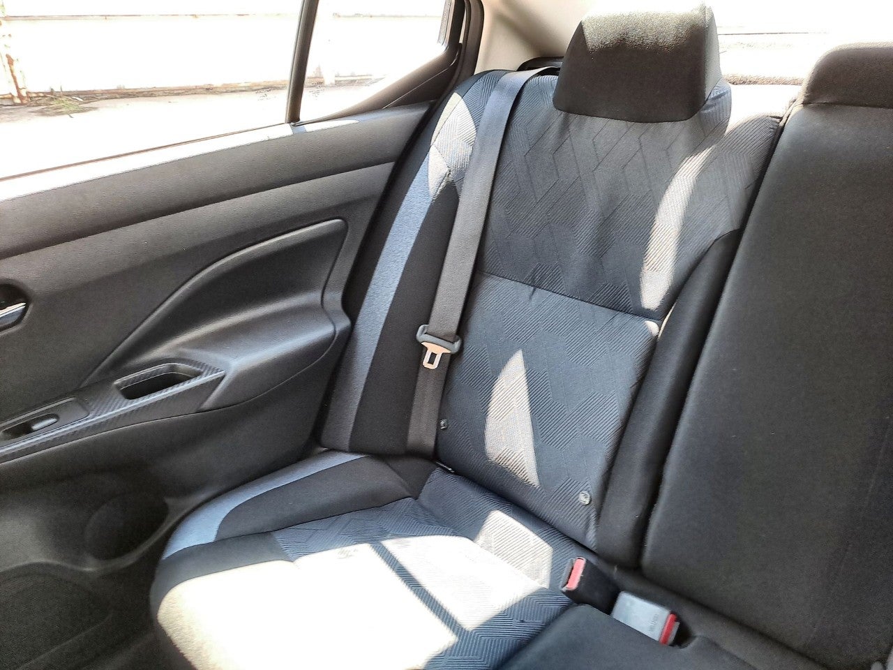 2025 Nissan VERSA ADVANCE CVT 25