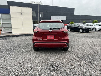 2021 Nissan KICKS KICKS ADVANCE CVT NEGRO