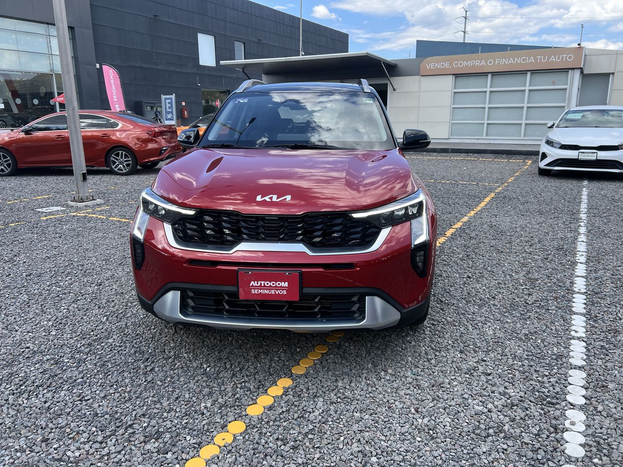 2026 Kia SONET SX IVT