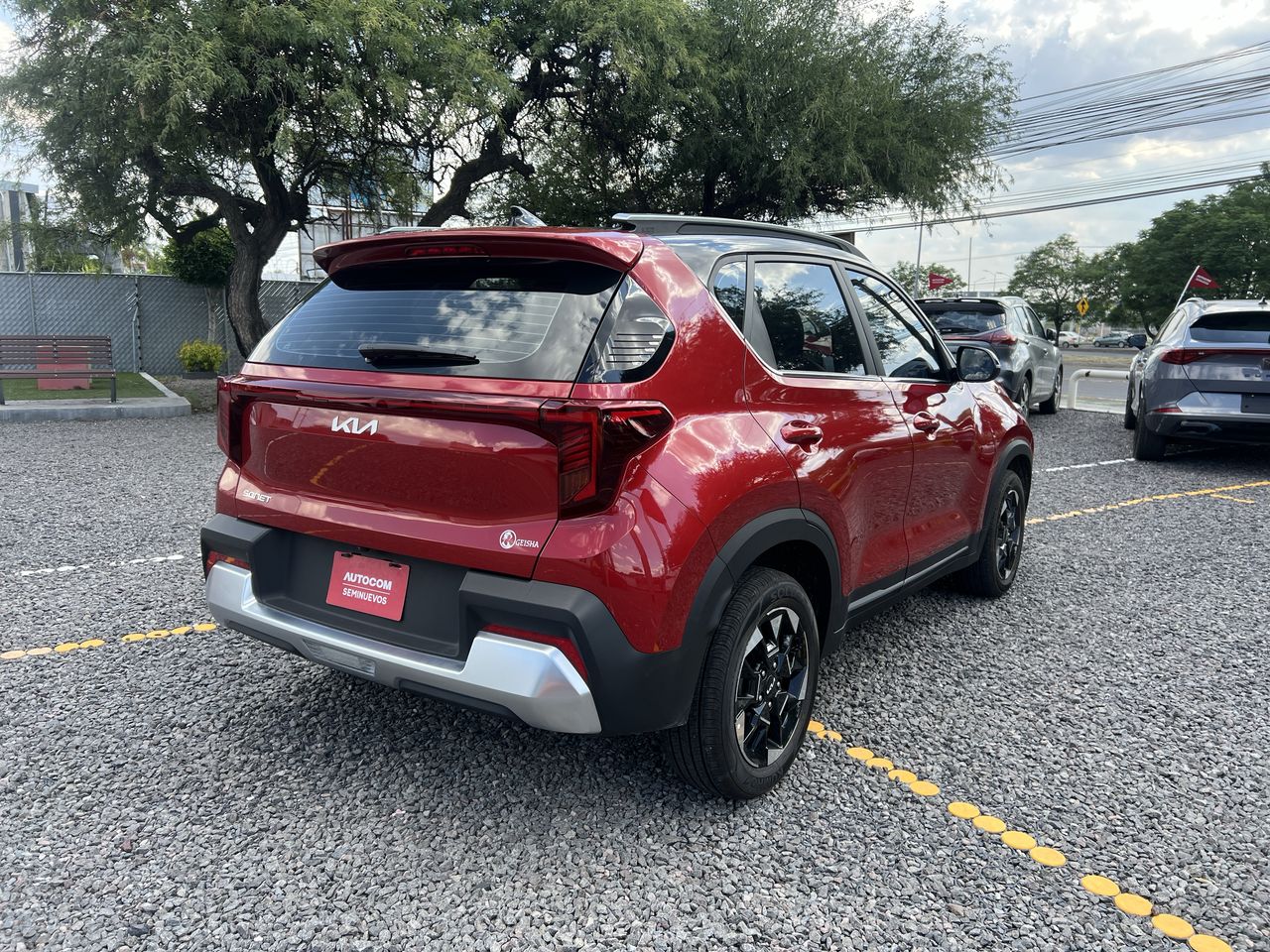 2026 Kia SONET SX IVT