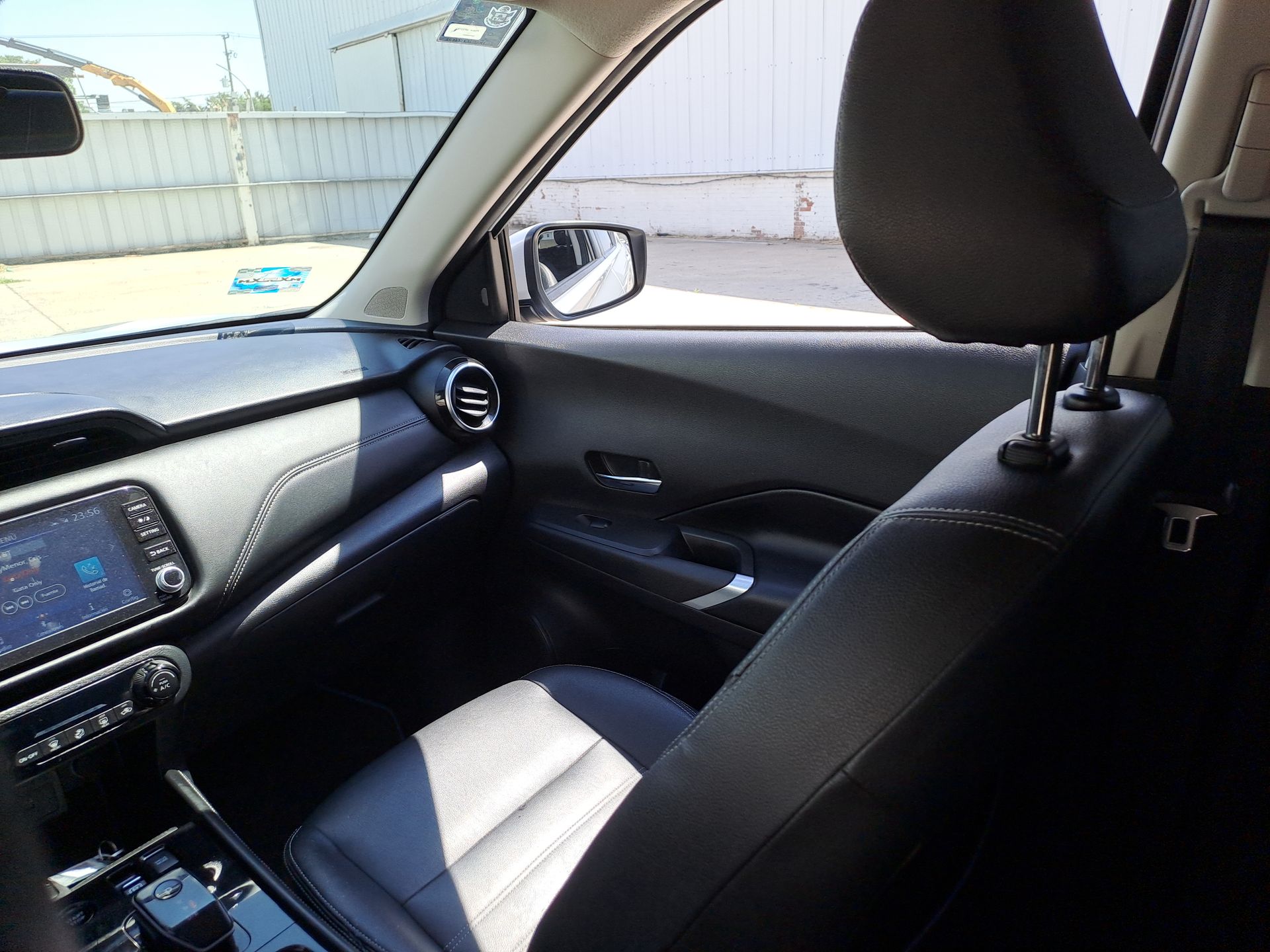 2024 Nissan KICKS PLATINUM E-POWER 24