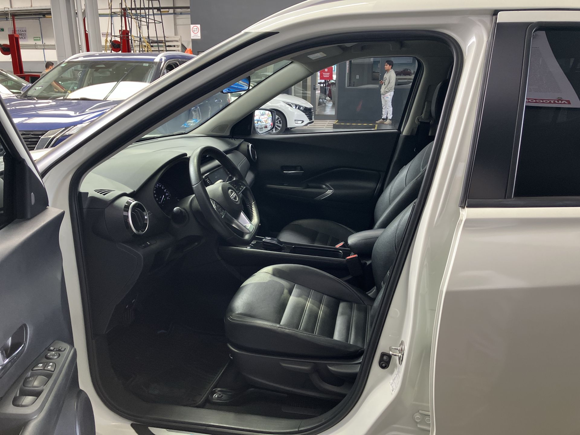 2024 Nissan KICKS PLATINUM E-POWER 24