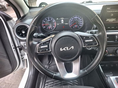 2023 Kia FORTE EX