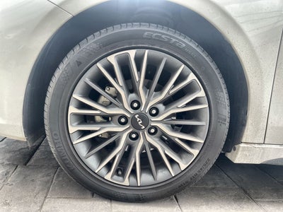 2024 Kia FORTE GT LINE