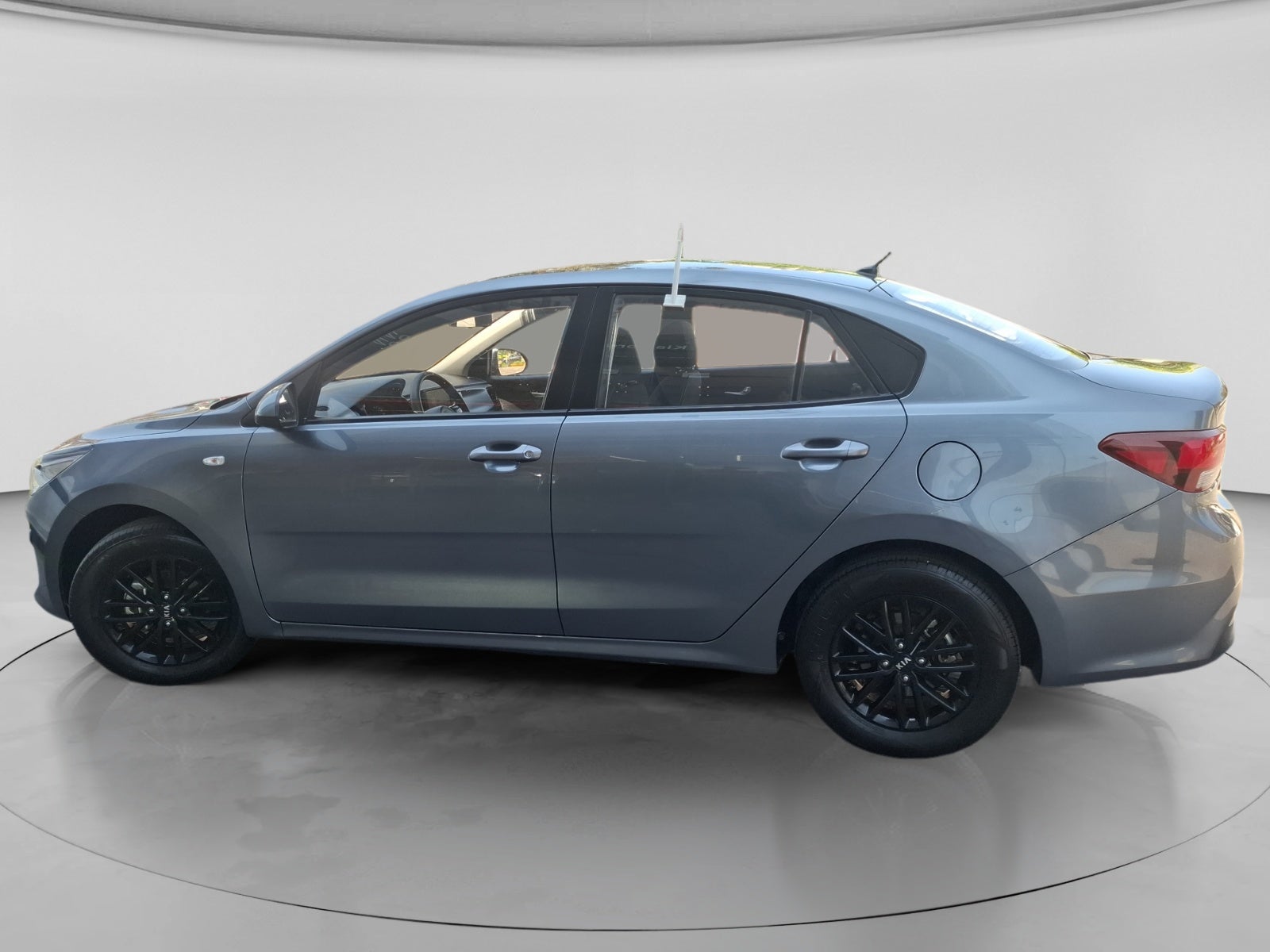 2020 Kia RIO SEDÁN LX TM