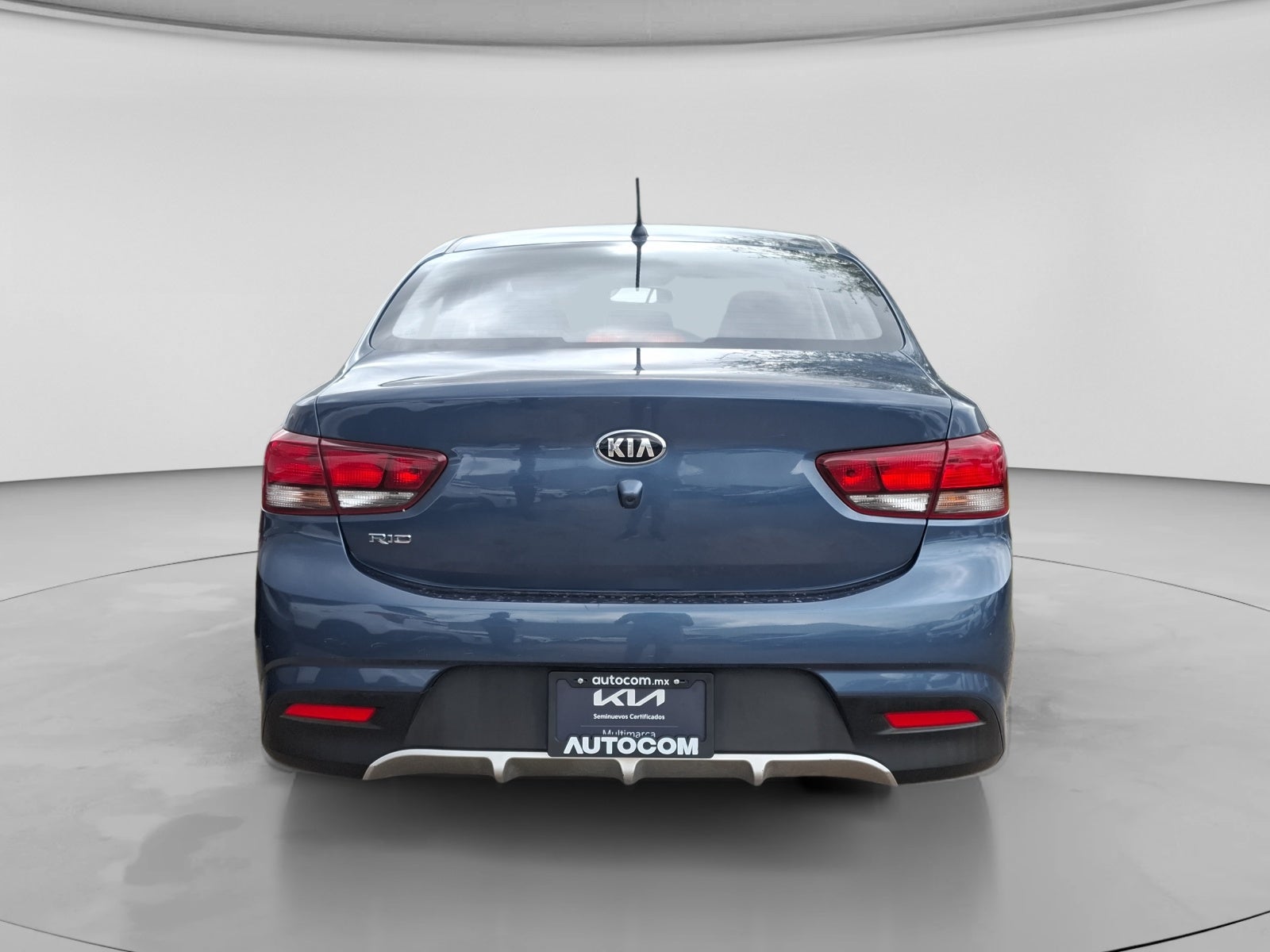 2020 Kia RIO SEDÁN LX TM