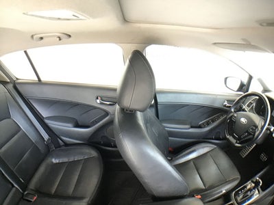2018 Kia FORTE FORTE HB SX AT