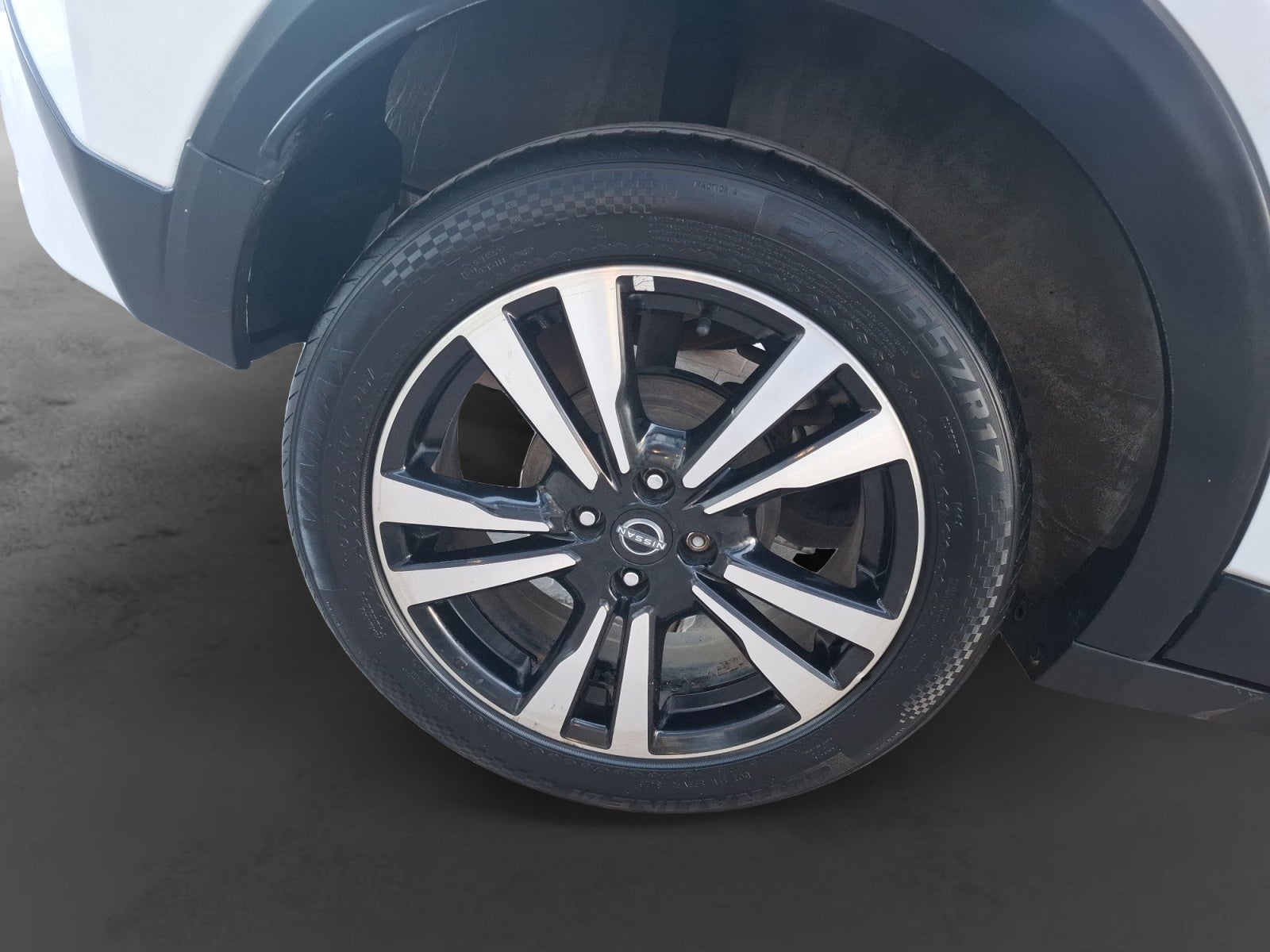 2024 Nissan KICKS PLAY ADVANCE 1.6 LTS CVT 24