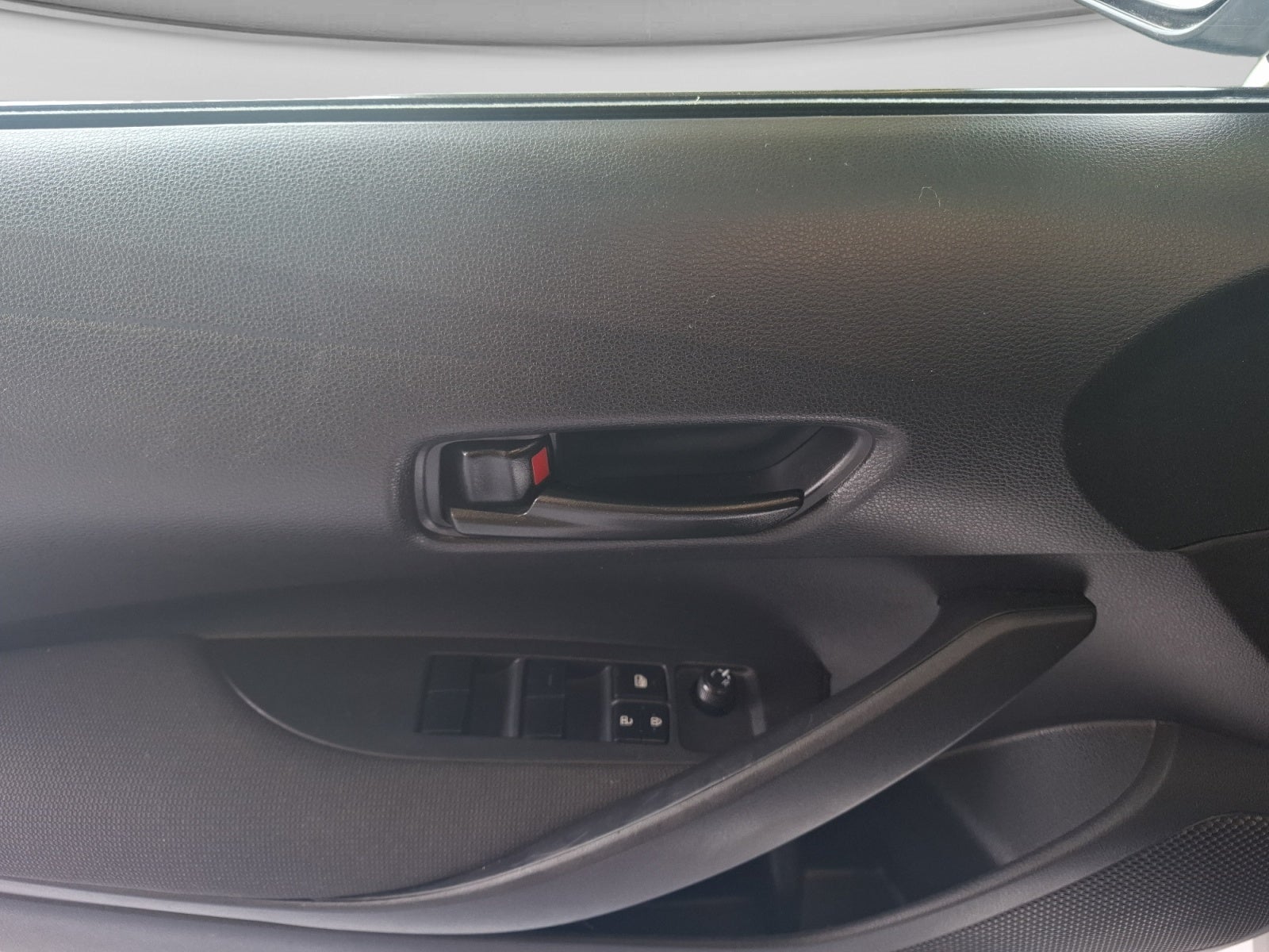 2024 Toyota COROLLA LE HEV