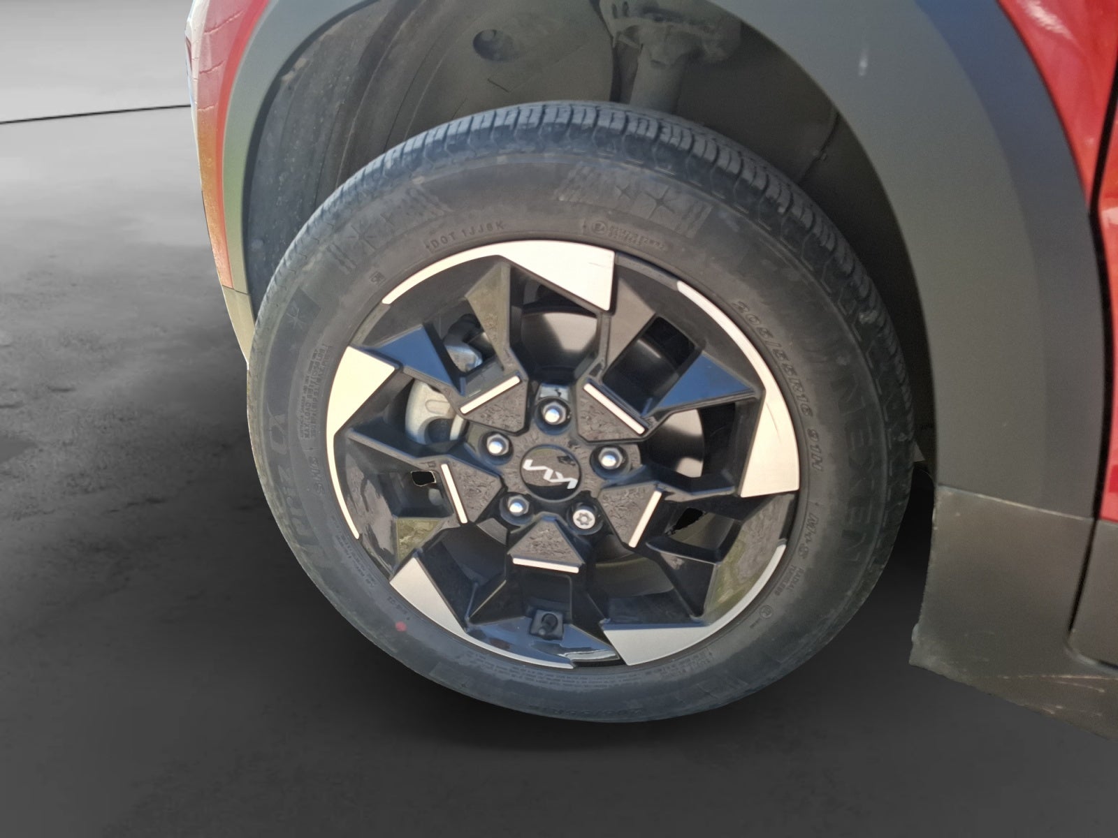 2024 Kia SONET EX IVT