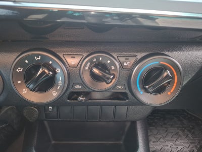 2023 Toyota HILUX D-CAB BASE