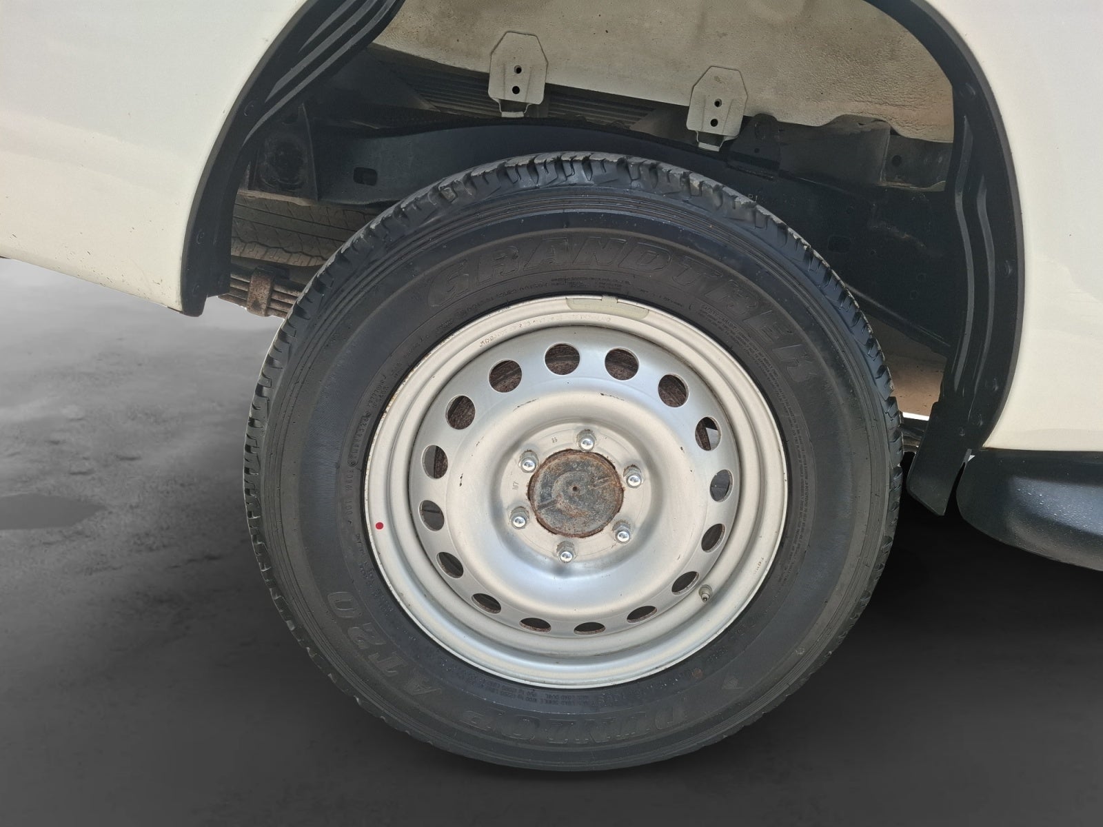 2023 Toyota HILUX D-CAB BASE